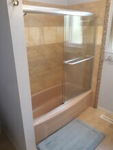 3030 Winding Way in Redding, CA - Building Photo - Building Photo