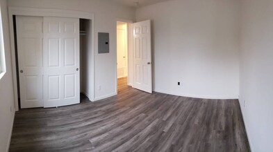 1158 98th Ave, Unit 1158 98th in Oakland, CA - Building Photo - Building Photo