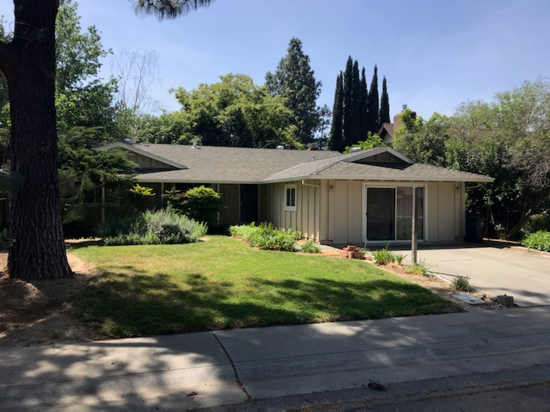 2814 Belhaven Pl in Davis, CA - Building Photo