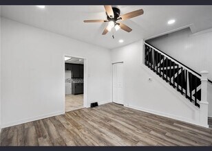 143 Chalfont St in Homestead, PA - Foto de edificio - Building Photo