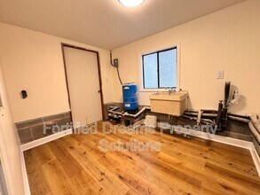 94 Camp Branch Rd in Black Mountain, NC - Foto de edificio - Building Photo