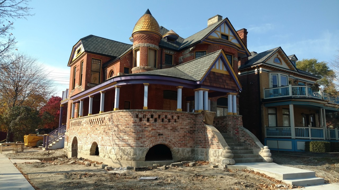 JD Baer House in Detroit, MI - Foto de edificio