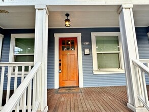 3628 SE 49th Ave in Portland, OR - Foto de edificio - Building Photo