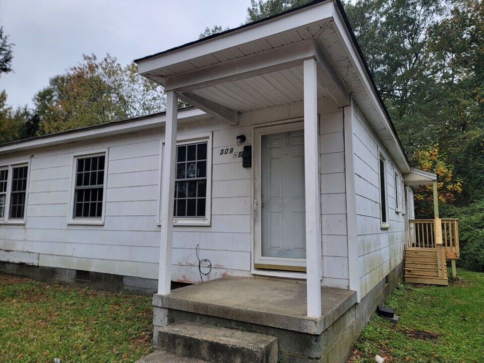 309 Winston St in Greensboro, NC - Building Photo