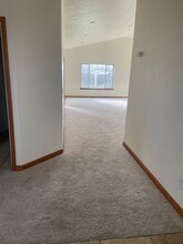 330 Kathleen Pl in Walla Walla, WA - Foto de edificio - Building Photo