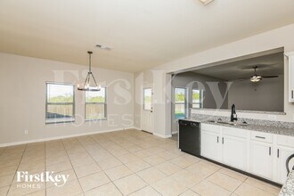 6120 Obsidian Creek Ct in Fort Worth, TX - Foto de edificio - Building Photo