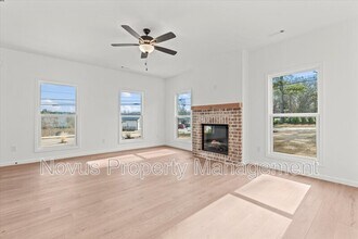 107 Burns Rd in Carrollton, GA - Building Photo - Building Photo