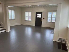 4533 19th Ave NE in Seattle, WA - Building Photo - Building Photo