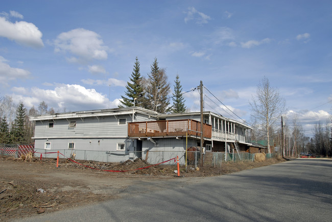 1128 Hess Ave in Fairbanks, AK - Building Photo - Building Photo