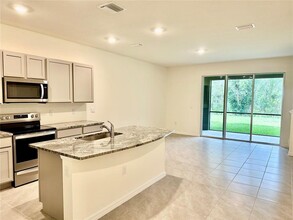 1832 Pleasant Maple Ct in Bradenton, FL - Building Photo - Building Photo