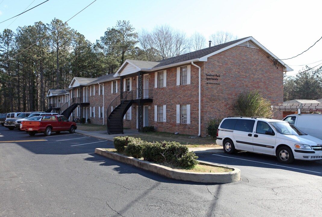 Central Park Apartments in Lawrenceville, GA - Building Photo