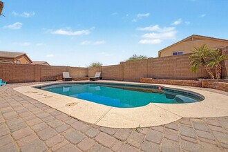 22617 W Adams Dr in Buckeye, AZ - Building Photo - Building Photo