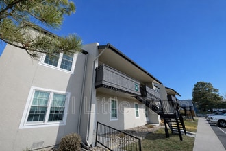 2301 E Fremont Ave in Centennial, CO - Building Photo - Building Photo