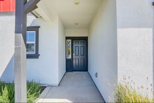 1183 Aspenparke Wy in Sacramento, CA - Building Photo - Building Photo