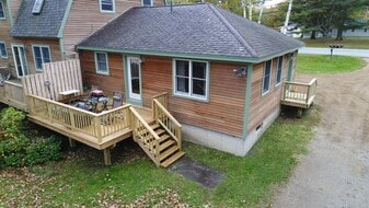 860 Atlantic Hwy in Northport, ME - Building Photo