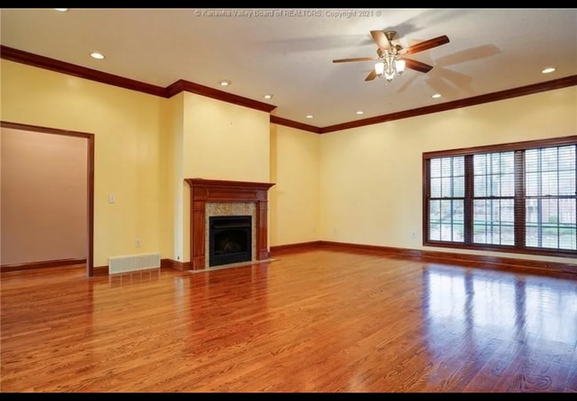152 Crestridge Dr in Teays Valley, WV - Building Photo - Building Photo