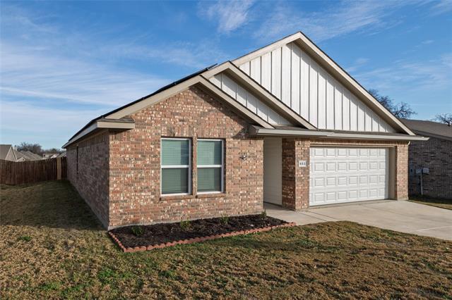 953 Ben Dr in Springtown, TX - Building Photo - Building Photo