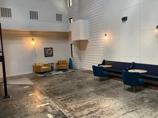 property at 4411 Dallas St