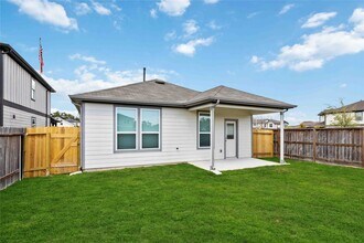 21464 Austell Pond Dr in Porter, TX - Building Photo - Building Photo