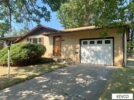 1017 Castlerock Dr in Fort Collins, CO - Building Photo