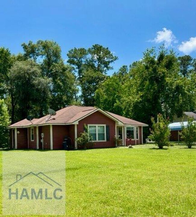 87 Zorn Rd in Hinesville, GA - Building Photo