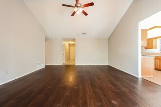 6217 Cool Springs Dr in Arlington, TX - Building Photo - Building Photo