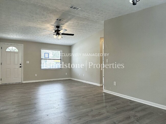 10833 Liscard Rd S in Jacksonville, FL - Building Photo - Building Photo