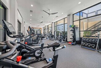 Brio in Walnut Creek, CA - Foto de edificio - Building Photo