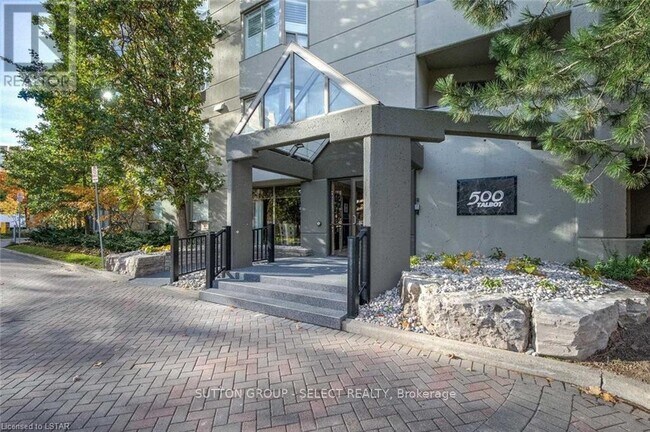500-500 Talbot St in London, ON - Building Photo - Building Photo