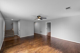 206 S Cleveland St in Meridian, TX - Building Photo - Building Photo