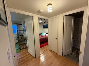 688 Montrose Ave, Unit 11-306 in Buffalo, NY - Building Photo - Building Photo