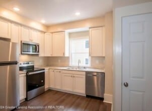 1713 Todd Ave in Lansing, MI - Building Photo - Building Photo