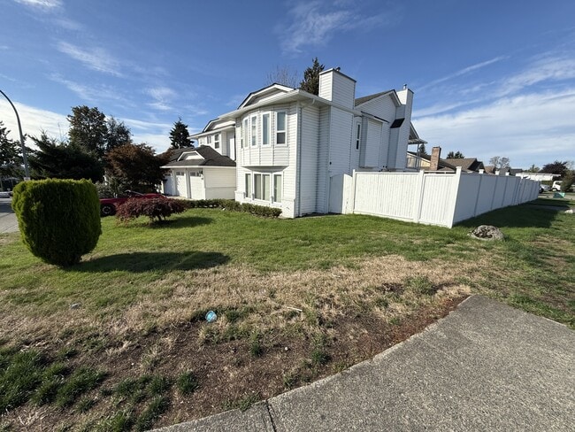 2925 Townline Rd in Abbotsford, BC - Building Photo - Building Photo