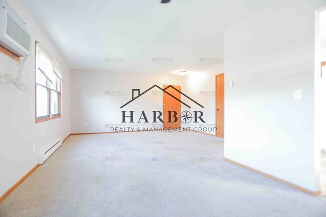 1614-8 1/2 8 1/2 St SE in Rochester, MN - Building Photo - Building Photo