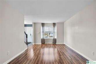 5985 Saratoga Ln in Coopersburg, PA - Foto de edificio - Building Photo