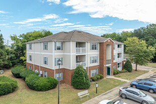 Liberty Square in Montgomery, AL - Building Photo