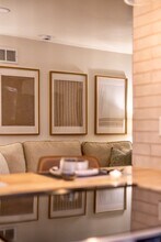 5270 N 57th St in Milwaukee, WI - Foto de edificio - Building Photo