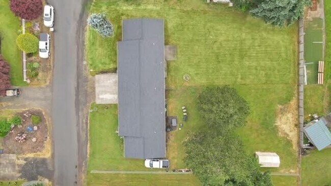 3201-3203 Laurel Ln in Centralia, WA - Building Photo - Building Photo