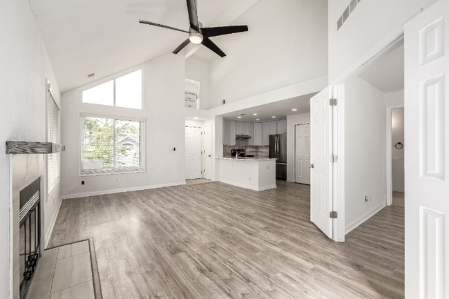 8500 E Jefferson Ave