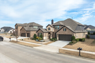 Union Park in Aubrey, TX - Building Photo - Building Photo