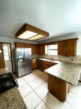 512 N 37th St in Rogers, AR - Building Photo - Building Photo