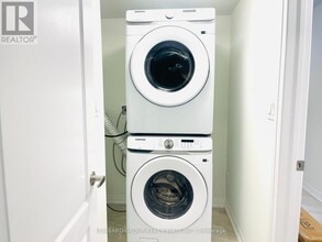 3 Kensington Rd in Haldimand, ON - Building Photo - Building Photo