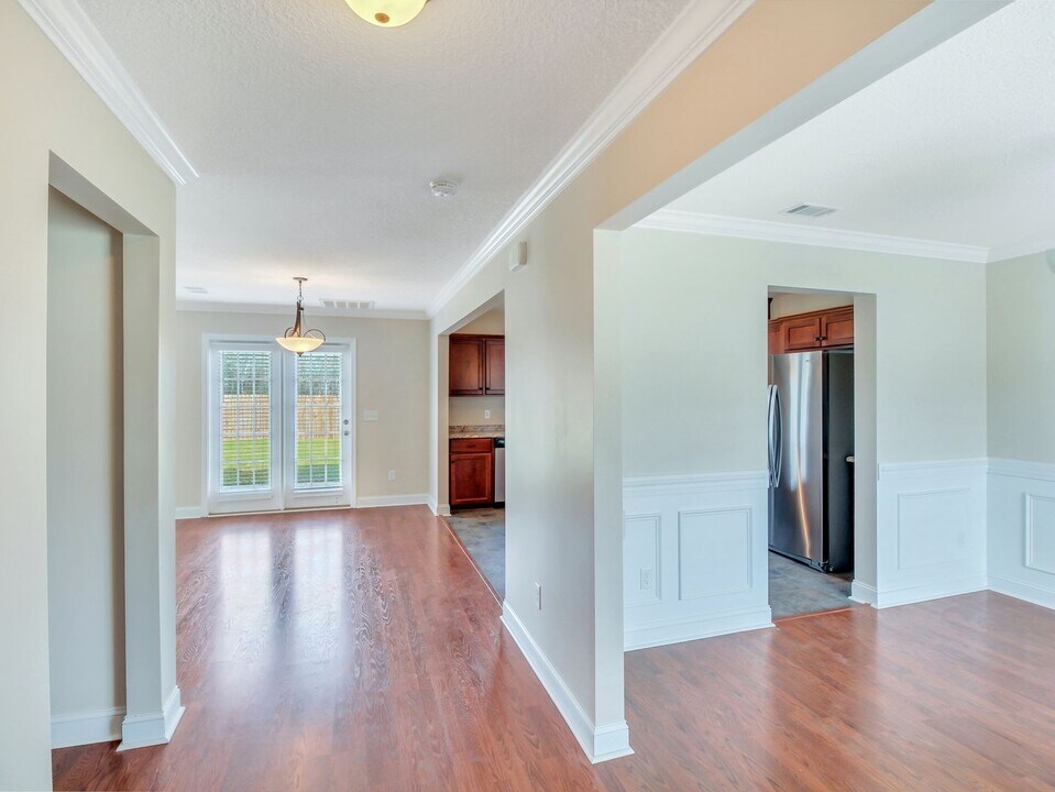 85 Kinlock Ct in Midway, GA - Building Photo