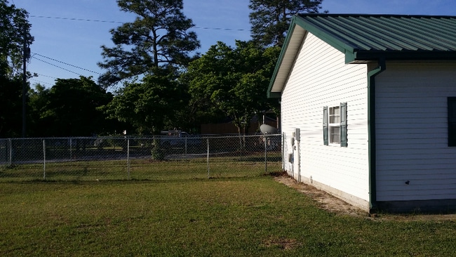 346 Railroad Ave in Lexington, SC - Foto de edificio - Building Photo