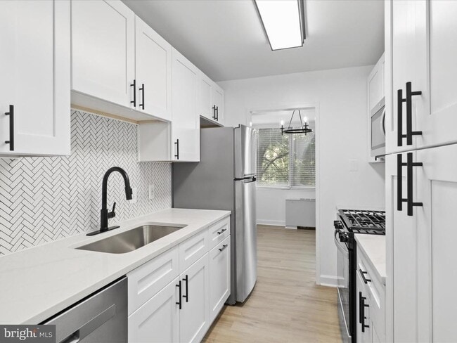 property at 301 N Beauregard St