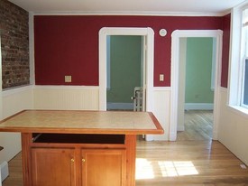 72 Revere St Apartamentos