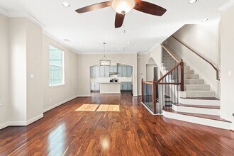 5610 Kiam St in Houston, TX - Building Photo - Building Photo