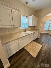 12411 Twelvetrees Ln in Huntersville, NC - Building Photo - Building Photo