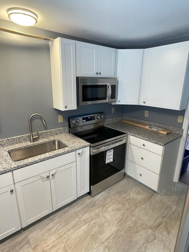 property at 7 Charles St