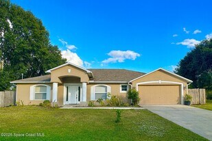 6415 Muller Ave in Cocoa, FL - Building Photo